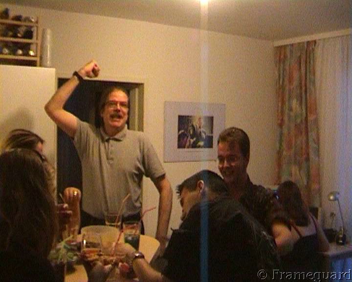 qn-party1-024-georg++.jpg